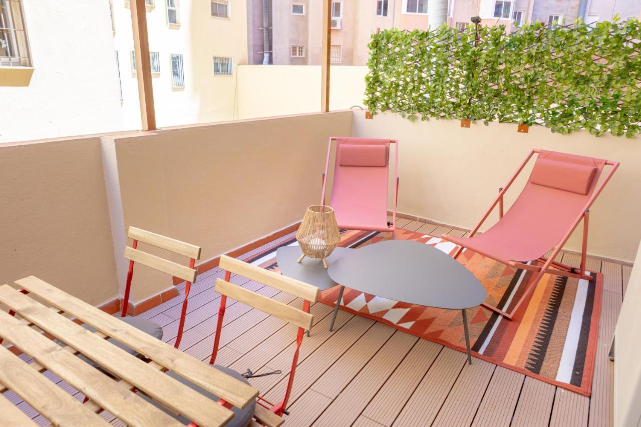 Teatro Suites Malaga Playa Экстерьер фото