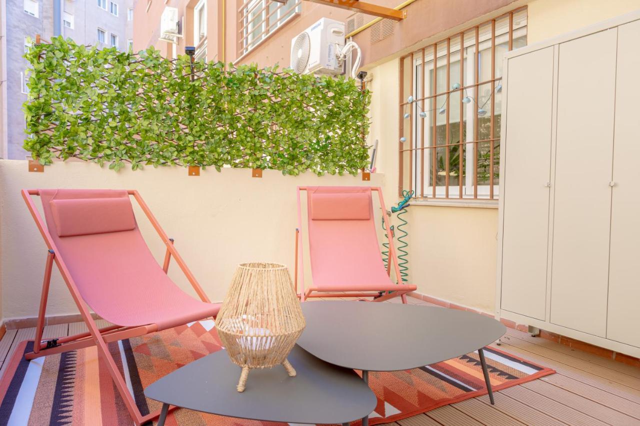 Teatro Suites Malaga Playa Экстерьер фото