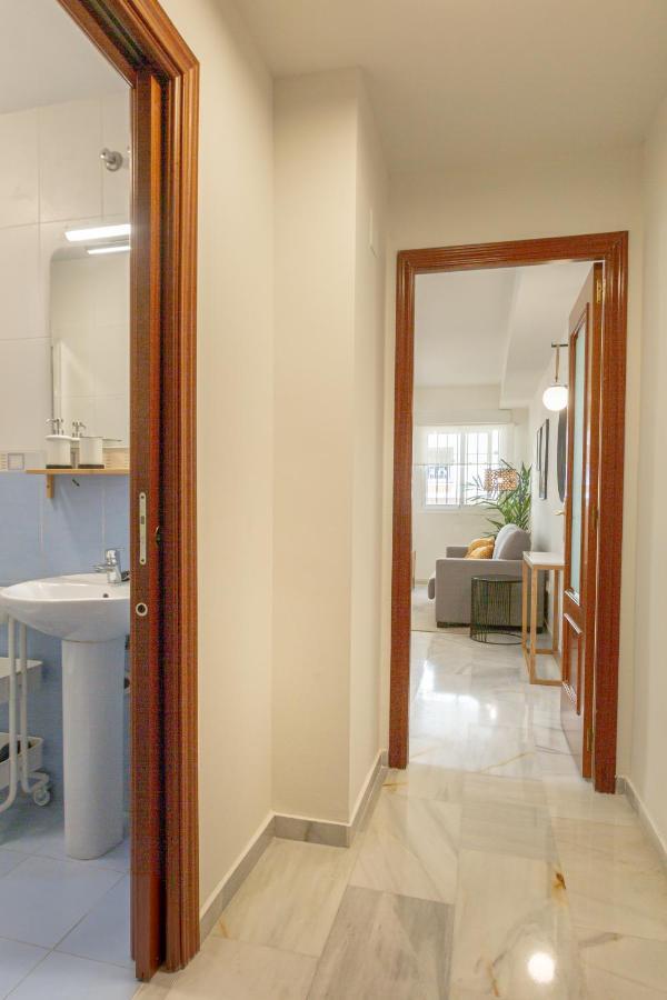 Teatro Suites Malaga Playa Экстерьер фото